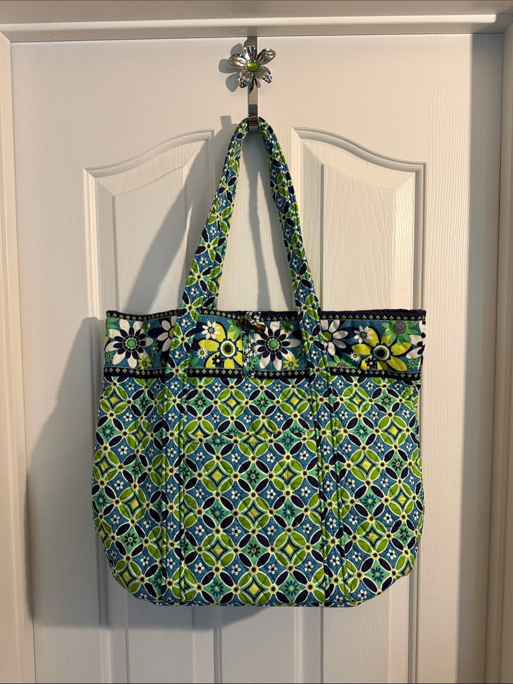 Vera Bradley Daisy Daisy Blue & Green Floral Quilted Tote